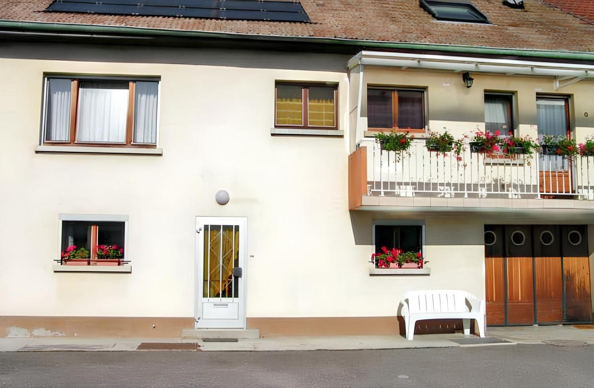 Maison Enchanteur A Berrwiller Avec Jardin Paisible Bagian luar foto